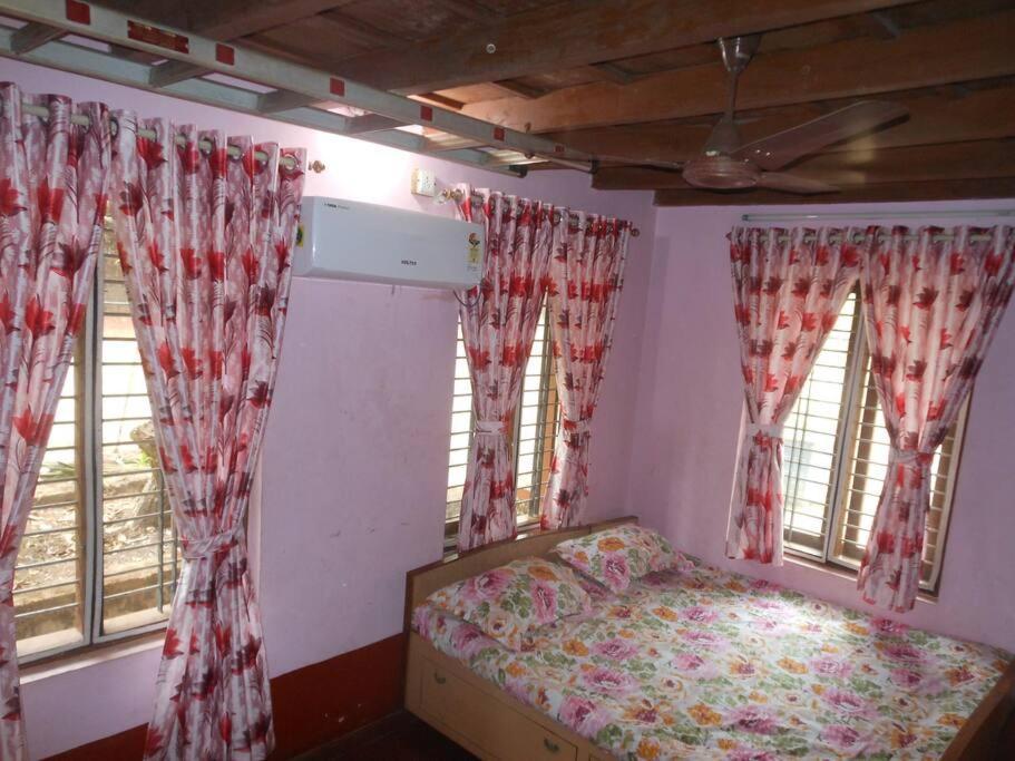 Runnin Airport - Homestay Gurpur Extérieur photo