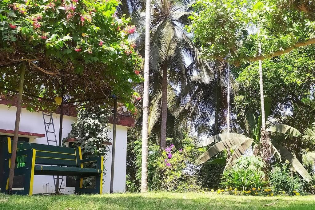 Runnin Airport - Homestay Gurpur Extérieur photo
