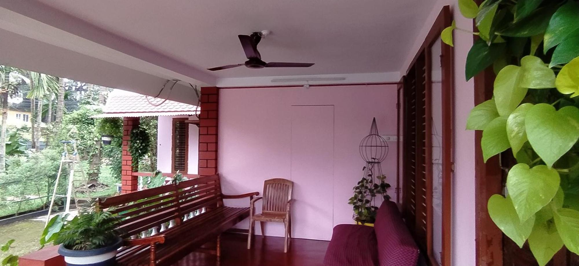 Runnin Airport - Homestay Gurpur Extérieur photo