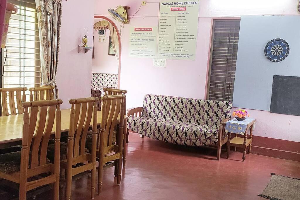 Runnin Airport - Homestay Gurpur Extérieur photo